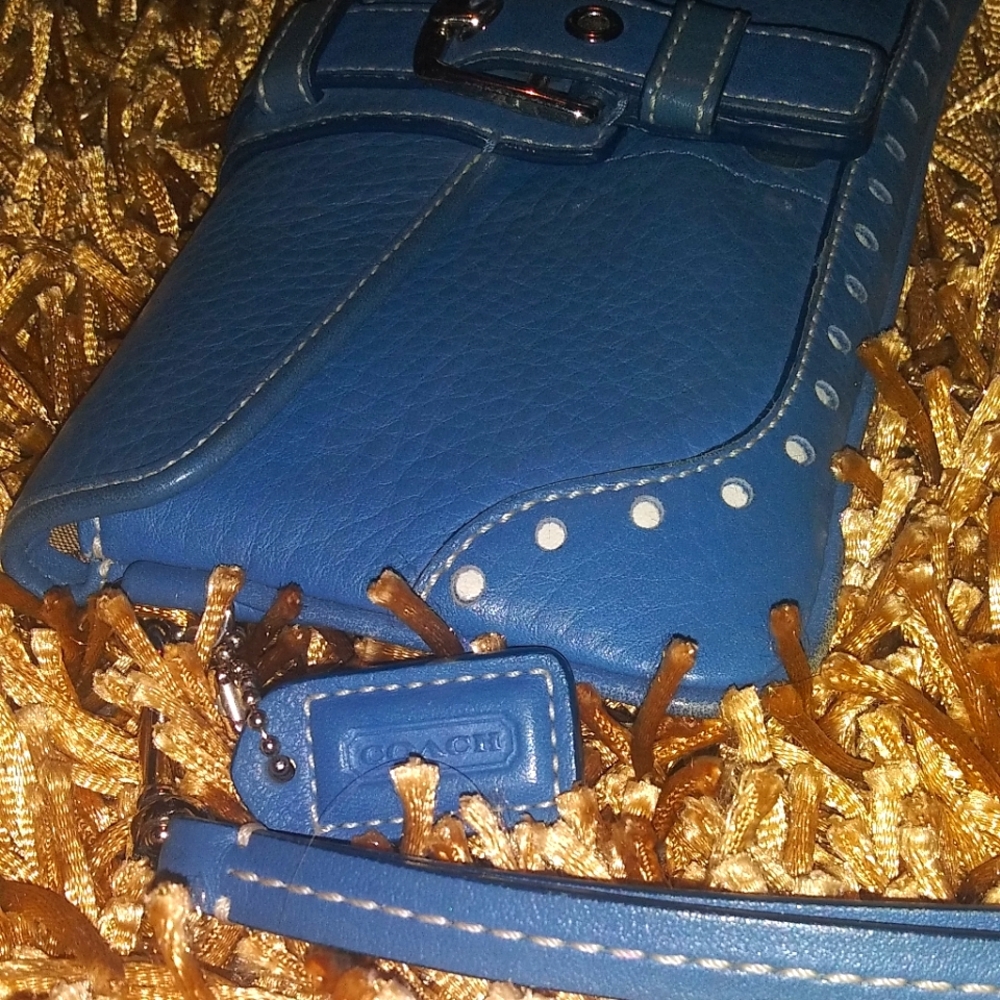 Coach Blue Envelope Wristlet Flap Clutch Magnetic Snap Women's Wallet Excellent